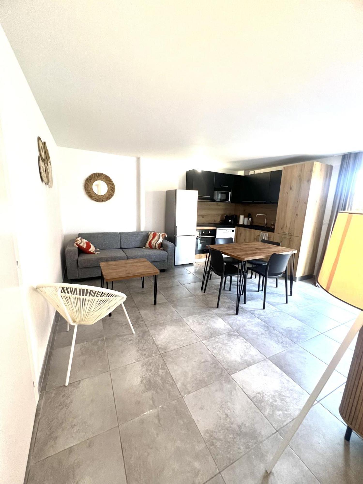 Residence Hoteliere Les Hameaux De Saint Cyprien Appartement 35 M2 1 Chambre Lecci Kültér fotó